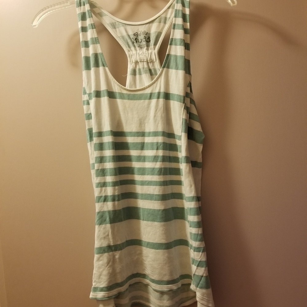 Junior's Large Mudd racerback tank